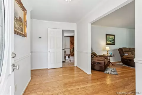 1635 Tyndall Point Rd, Gloucester Point, VA 23062 photo 5