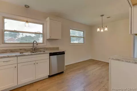 437 Fox Hill Rd, Hampton, VA 23669 photo 17