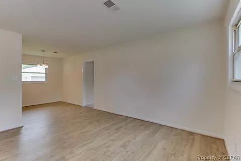 437 Fox Hill Rd, Hampton, VA 23669 photo 6