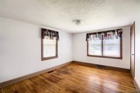 6398 Belroi Rd, Gloucester, VA 23061 photo 9