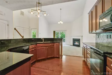 77 Manilla Ln, Hampton, VA 23669 photo 16