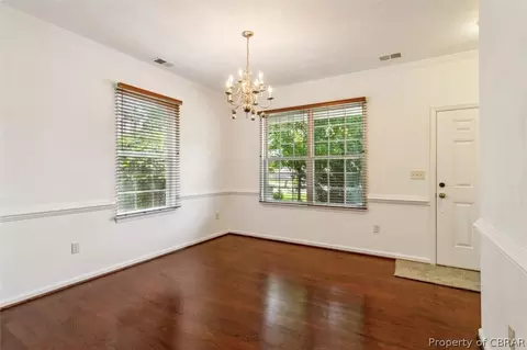 77 Manilla Ln, Hampton, VA 23669 photo 8