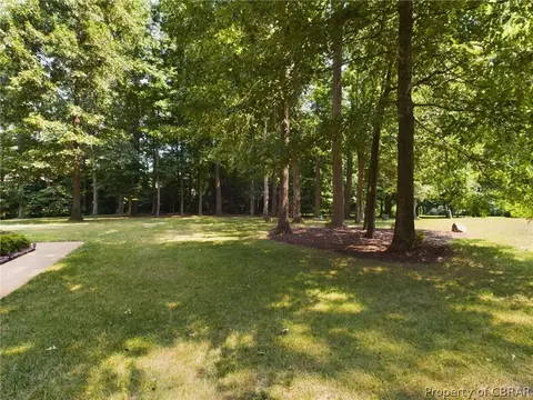 7793 John Tyler Dr, Gloucester, VA 23061 photo 6