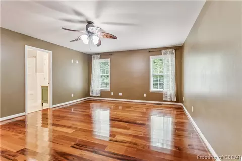 6925 Deerfield Ln, Gloucester, VA 23061 photo 11