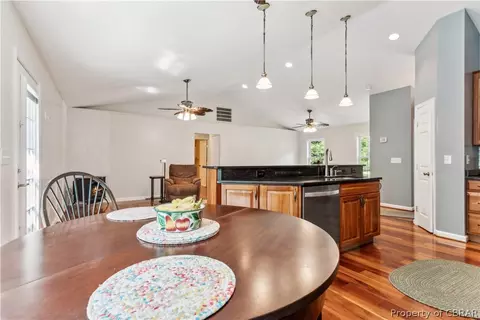 6925 Deerfield Ln, Gloucester, VA 23061 photo 30