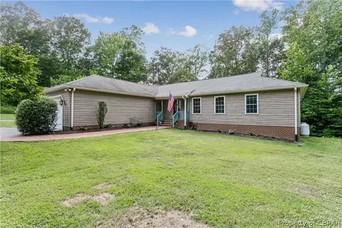 6925 Deerfield Ln, Gloucester, VA 23061 photo 2