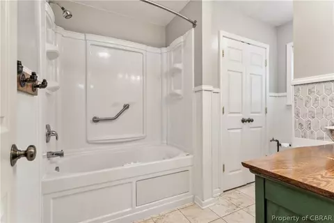 6925 Deerfield Ln, Gloucester, VA 23061 photo 17