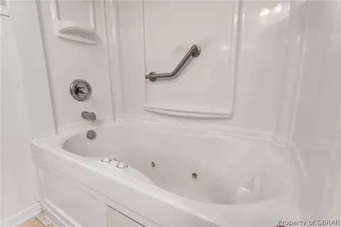 6925 Deerfield Ln, Gloucester, VA 23061 photo 18