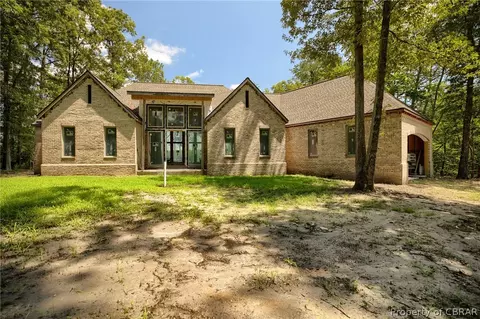 12403 Elizabeth Curtis Ln, Gloucester, VA 23061