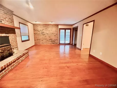 265 Holland Pt, Dutton, VA 23050 photo 13