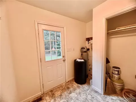 265 Holland Pt, Dutton, VA 23050 photo 6
