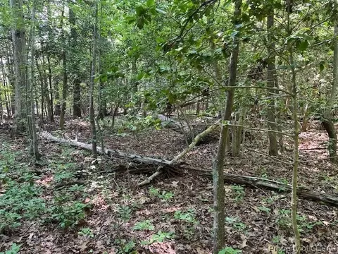 At End Of Lawler, Kilmarnock, VA 22482