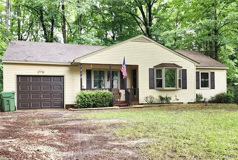 7249 Deer Run Dr, Gloucester, VA 23061 photo 3