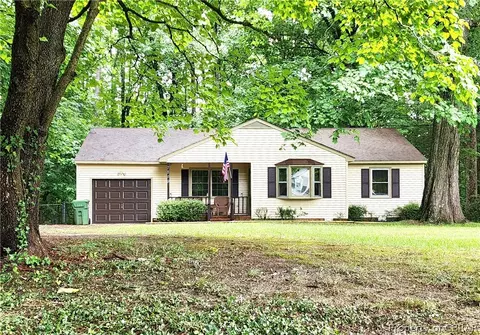 7249 Deer Run Dr, Gloucester, VA 23061