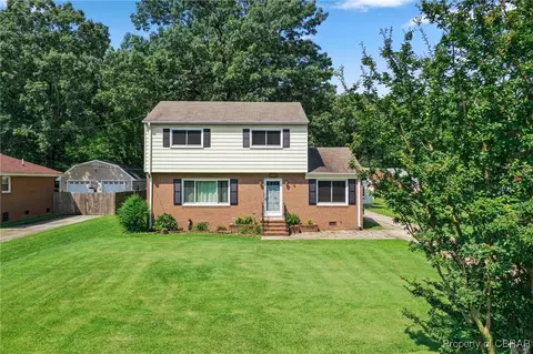 117 Purgold Rd, Seaford, VA 23696