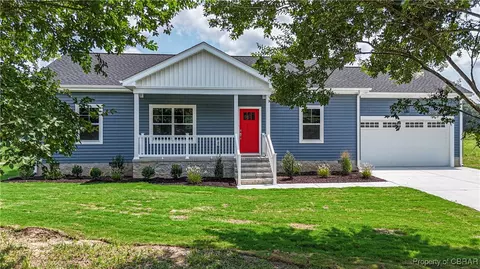33 Dixie Dr, Dutton, VA 23050