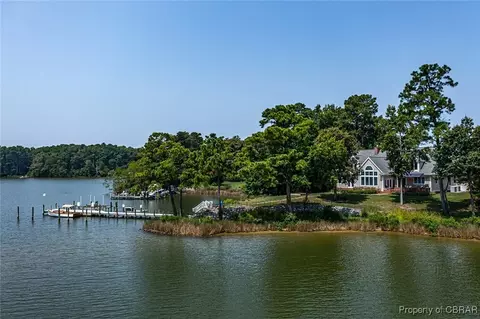 5 Hall Farm Dr, Heathsville, VA 22473