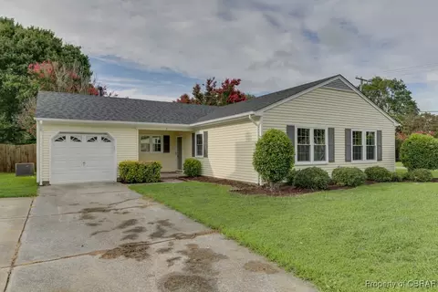 2 Critzos Ct, Hampton, VA 23669 photo 4