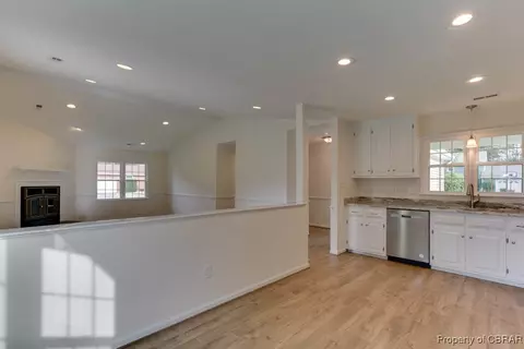 2 Critzos Ct, Hampton, VA 23669 photo 15