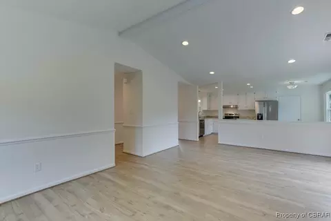 2 Critzos Ct, Hampton, VA 23669 photo 10