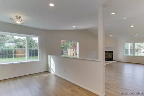 2 Critzos Ct, Hampton, VA 23669 photo 19