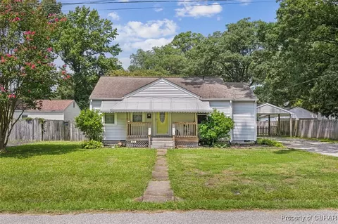 633 Highland Ct, Newport News, VA 23605