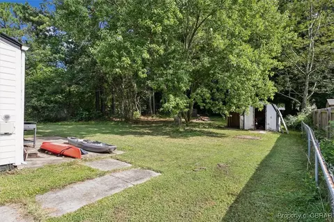 127 Walnut Dr, Yorktown, VA 23690 photo 24