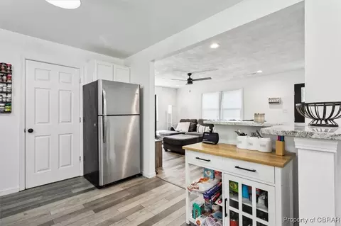 127 Walnut Dr, Yorktown, VA 23690 photo 12