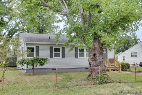 1209 74th St, Newport News, VA 23605