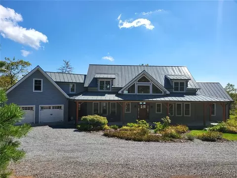 419 Airport Dr, Hot Springs, VA 24445