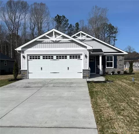 30 Talbot Way, Kilmarnock, VA 22482