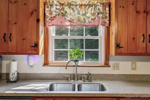 8019 Belroi Rd, Gloucester, VA 23061 photo 18