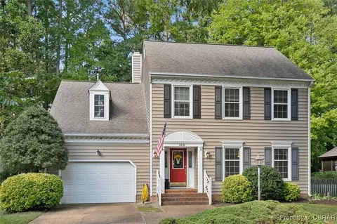 108 Bellows Pl, Yorktown, VA 23693