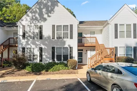 713 Ironwood Dr, Yorktown, VA 23693