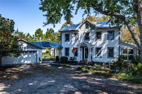 328 Point Pleasant Rd, Kilmarnock, VA 22482