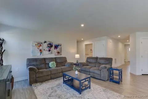 6965 Healy Ave, Gloucester, VA 23061 photo 8