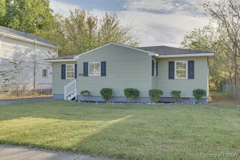 1211 West Ave, Hampton, VA 23669 photo 2