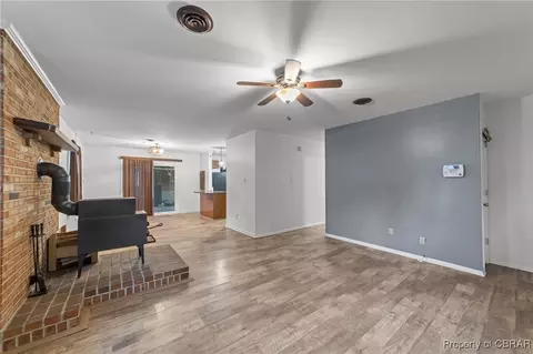 7177 Amherst Ln, Gloucester, VA 23061 photo 8
