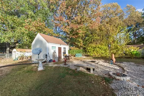 7177 Amherst Ln, Gloucester, VA 23061 photo 30