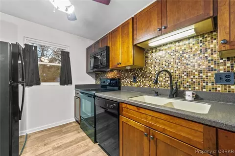 7177 Amherst Ln, Gloucester, VA 23061 photo 13