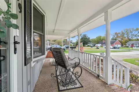 49 Mohawk Rd, Hampton, VA 23669 photo 9
