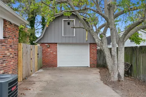 49 Mohawk Rd, Hampton, VA 23669 photo 3