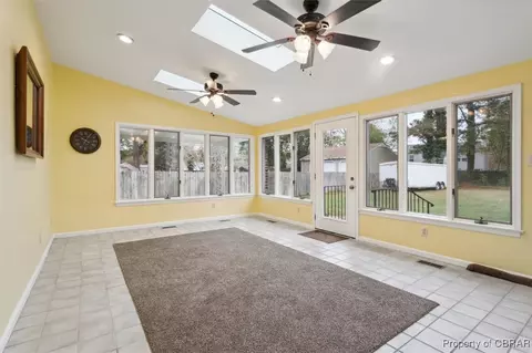 49 Mohawk Rd, Hampton, VA 23669 photo 4