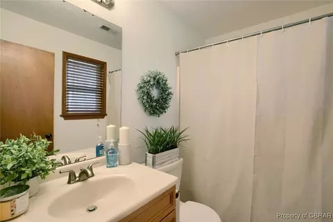 6359 Meadow Dr, Gloucester, VA 23061 photo 19