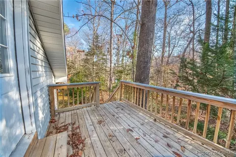 9819 Spring Branch Dr, Gloucester, VA 23061 photo 39