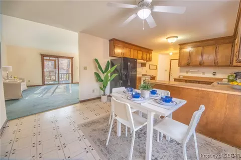 9819 Spring Branch Dr, Gloucester, VA 23061 photo 14