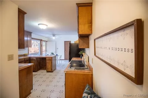 9819 Spring Branch Dr, Gloucester, VA 23061 photo 21