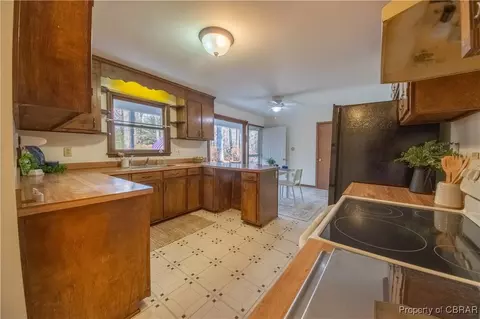 9819 Spring Branch Dr, Gloucester, VA 23061 photo 20