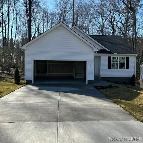 83 Highgate Dr, Hartfield, VA 23071