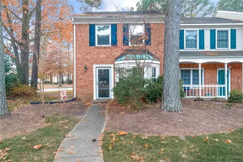 1 Corwin Cir, Hampton, VA 23666 photo 4